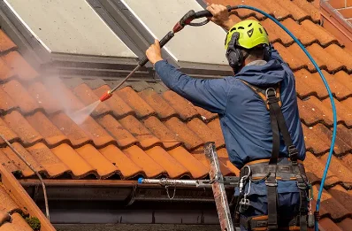 Démoussage et hydrofuge de toiture à Leffrinckoucke